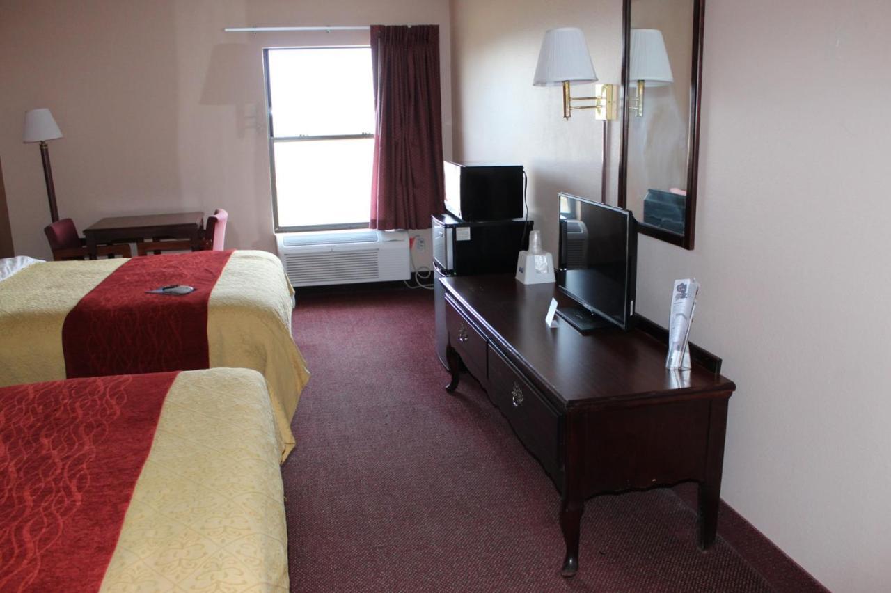 Super 8 By Wyndham Chenoa Hotel Exterior foto